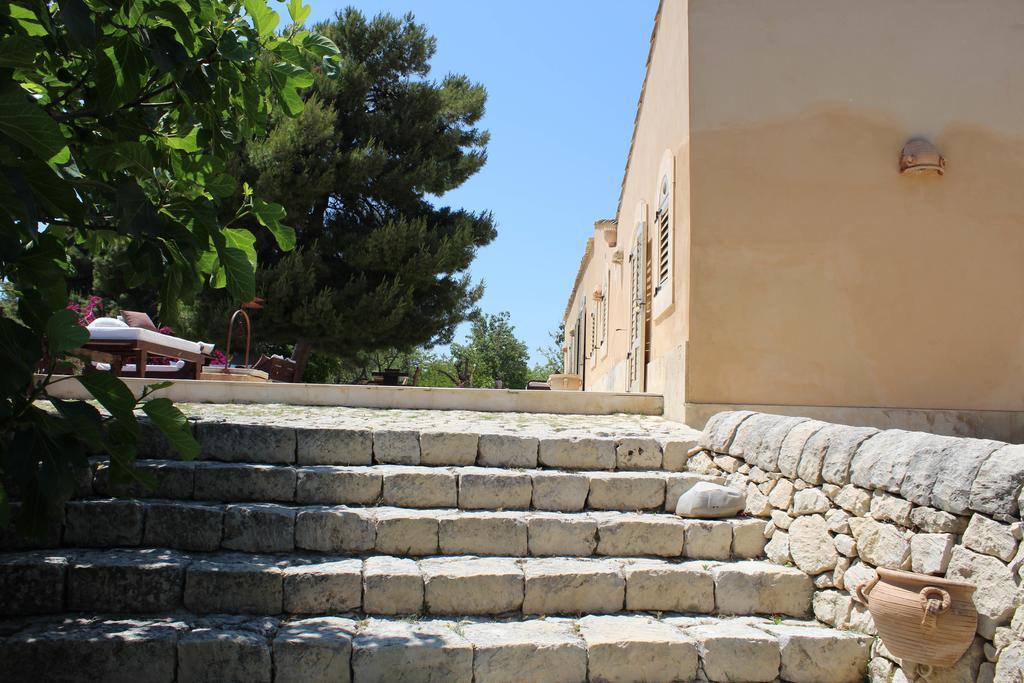 Terre Di Vendicari Pension Noto Buitenkant foto